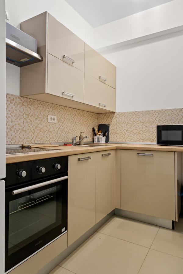 Ferienwohnung Aquarius: Upscale Flat In The Heart Of Bucharest! Exterior foto