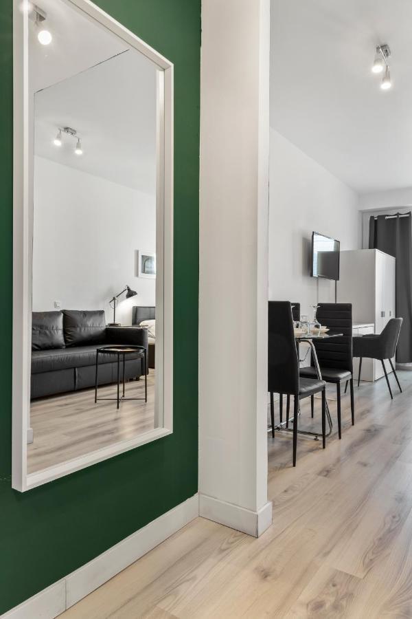 Ferienwohnung Aquarius: Upscale Flat In The Heart Of Bucharest! Exterior foto